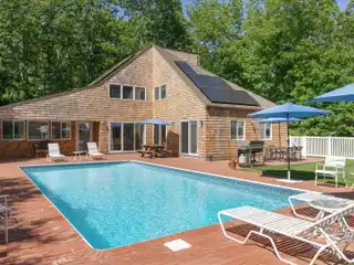 Four Bedroom Rental with Pool in Hansom Hills