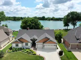 Lakefront Luxury Living