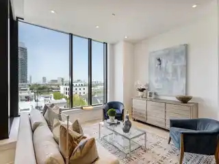 Luxury Condo in the Westmore