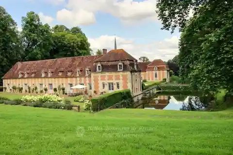 Magnificent Compound in the Calvados Area