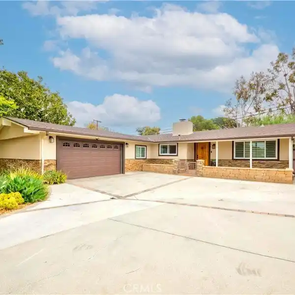 BEAUTIFULLY REMODELED SINGLE-STORY HOME