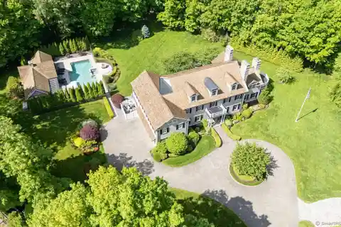 Stonewall Manor