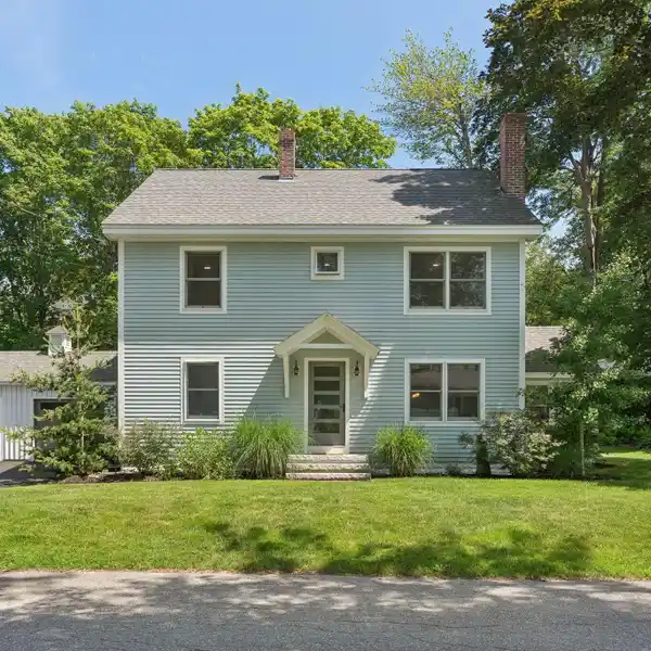 A RARE BLEND OF PRIVACY AND CHARM