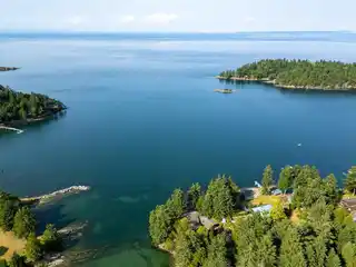 Waterfront Retreat on Galiano Island