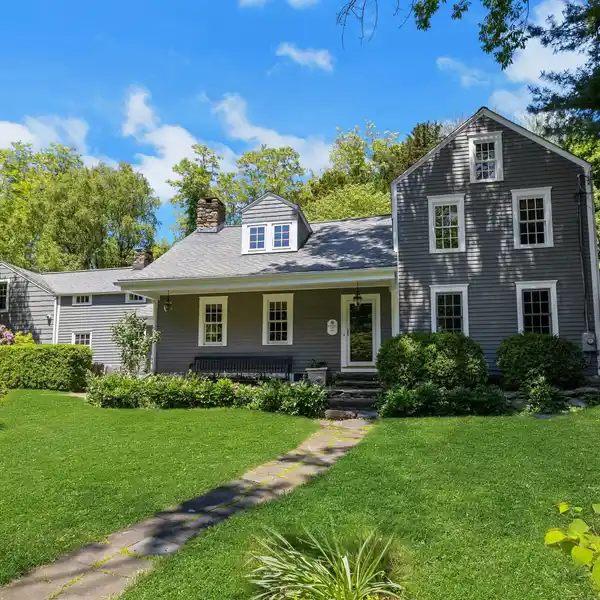THE QUINTARD-FROST HOUSE
