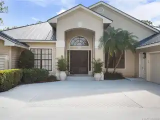Incredible Property in Crane Creek