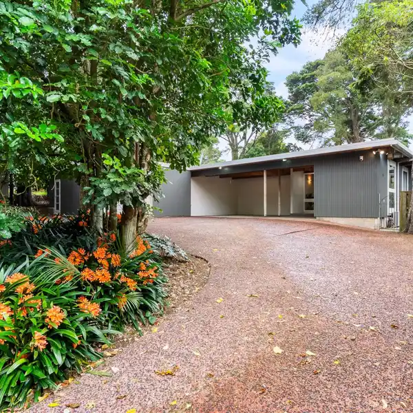 ARCHITECTURAL MASTERPIECE IN HILLCREST