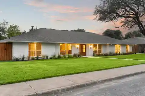 Refined Style and Modern Comfort in Every Detail