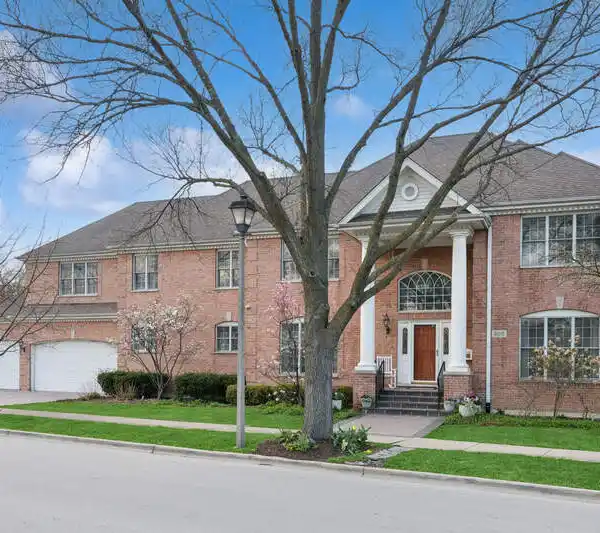 ONE-OF-A-KIND LIVING EXPERIENCE ON A RARE DOUBLE LOT