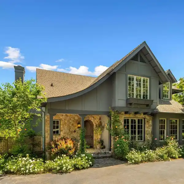 THE ULTIMATE NAPA VALLEY RETREAT