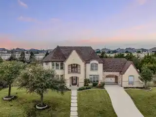 Exquisite Estate in Gated Kingsbridge in Rockwall