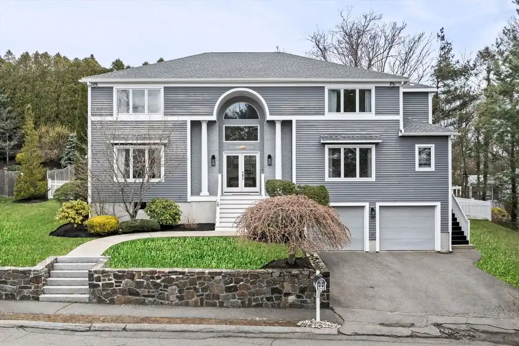 Move-in Ready Home on a Quiet Cul-de-sac