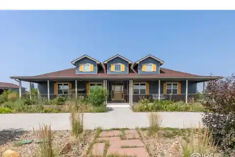 Custom Ranch Home on Five Prime Acres