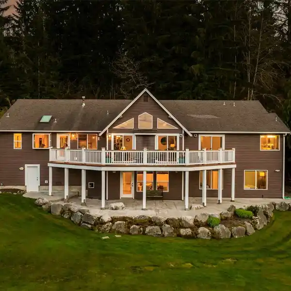 PURE PACIFIC NORTHWEST PERFECTION