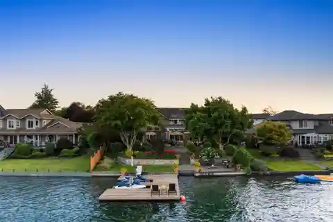 Timeless Resort-Style Living at Tapps Island