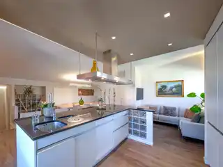 Splendid Top Floor Apartment in Porta Palio San Zeno