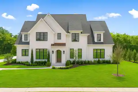 Immaculate New Home in Eastman's Preserve