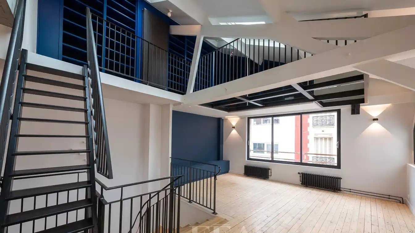 Atypical Loft-style Apartment