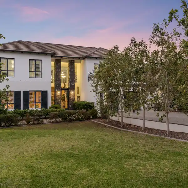 BEAUTIFUL NORTH FACING HOME