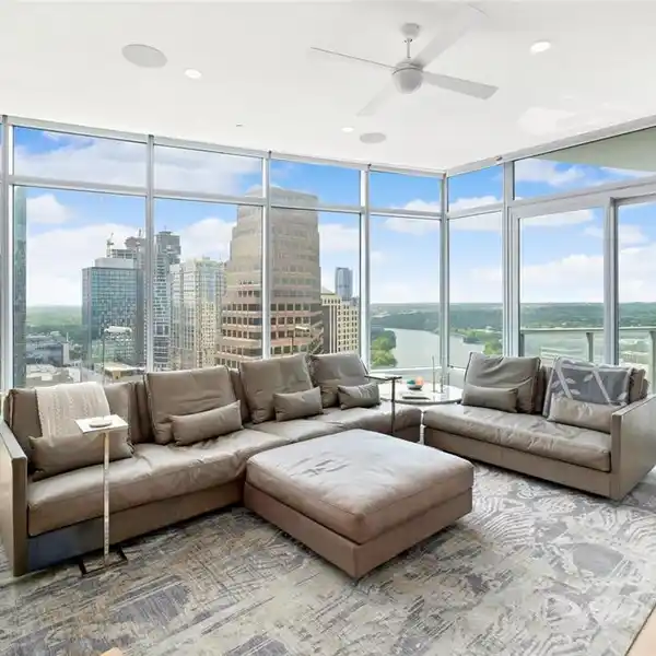 DOWNTOWN AUSTIN PREMIER LUXURY CONDO