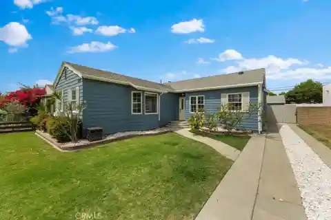 Thoughtfully Updated Ranch-style Residence