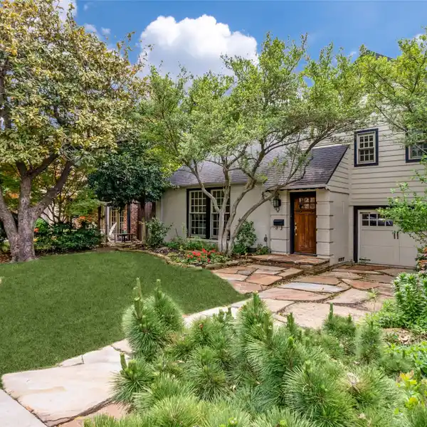 BEAUTIFULLY UPDATED HOME IN AN UNBEATABLE LOCATION