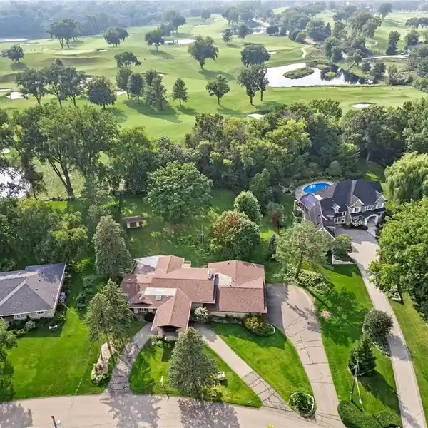 CREATE YOUR DREAM HOME ON A REMARKABLE LOT