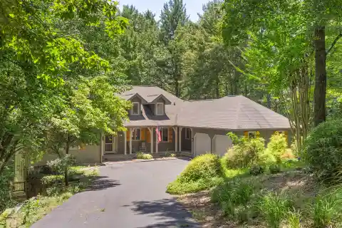 Updated Residence in Burlingame Country Club