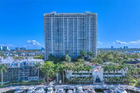 Exclusive Tower Residence