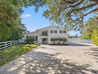 Serene Retreat in Gallinule Place