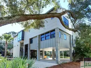 Three Palms House