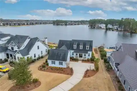 Waterfront Charmer with Long View of Hampton Lake