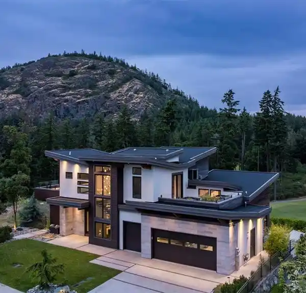WEST COAST CONTEMPORARY GEM