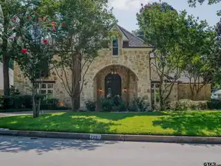 Gorgeous Home in Premier Hollytree