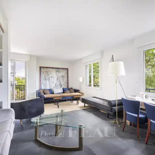 SPACIOUS LIVING IN HISTORIC ARSENAL NEIGHBORHOOD