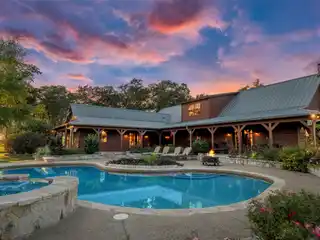 Gorgeous East Texas Resort-Style Ranch