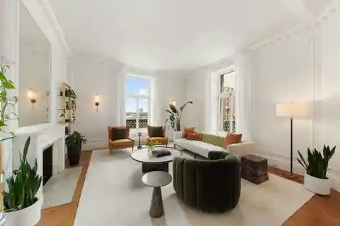 Exquisite Apartment at the Apthorp