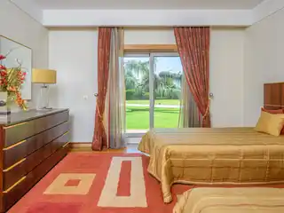 Majestic Villa in a Tranquil Setting