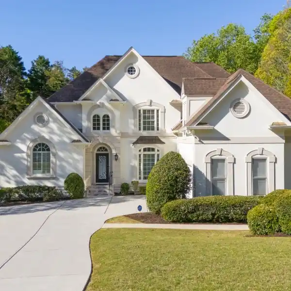SPACE AND STYLE IN SEVEN OAKS
