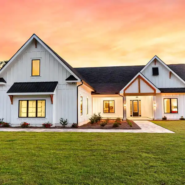 GORGEOUS NEW OPEN-CONCEPT HOME
