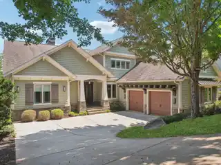 Lake Wylie Waterfront in Reflection Pointe