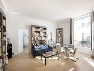 Chic Retreat in Paris’s Historic First District