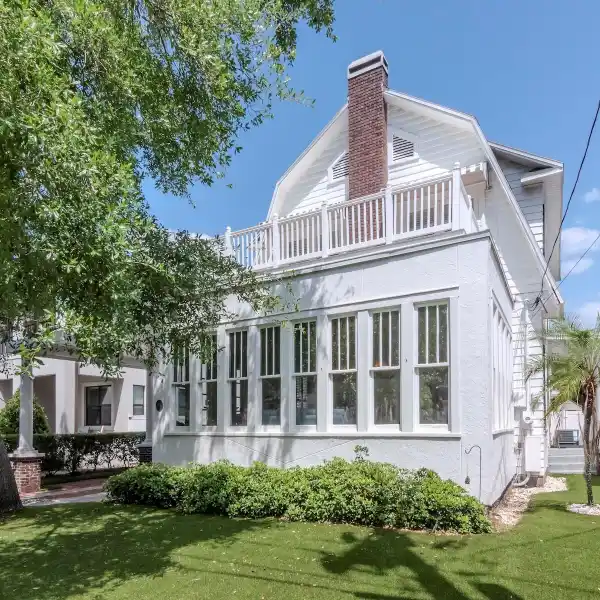 CAPTIVATING DUTCH COLONIAL