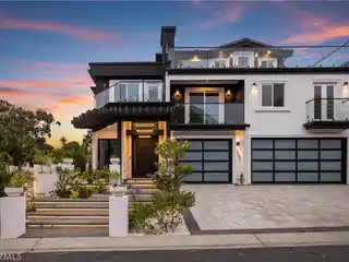 Coastal Luxury Living at Its Best