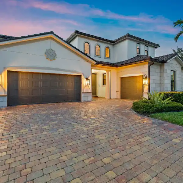 GARDEN VISTA PLAN NEAR CLUBHOUSE AMENITIES