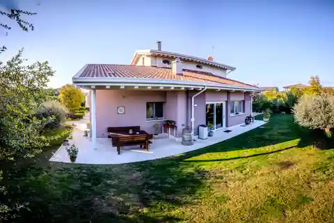 Prestigious Villa for Sale Energy Class A4 in Verona Oppeano