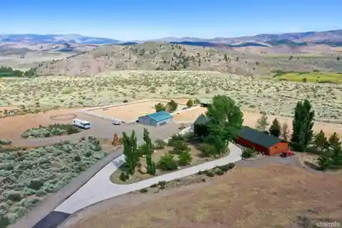 Sensational 17-acre Horse Ranch