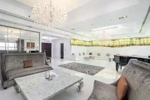 Exclusive High-Floor Penthouse with Breathtaking Dubai Marina Views