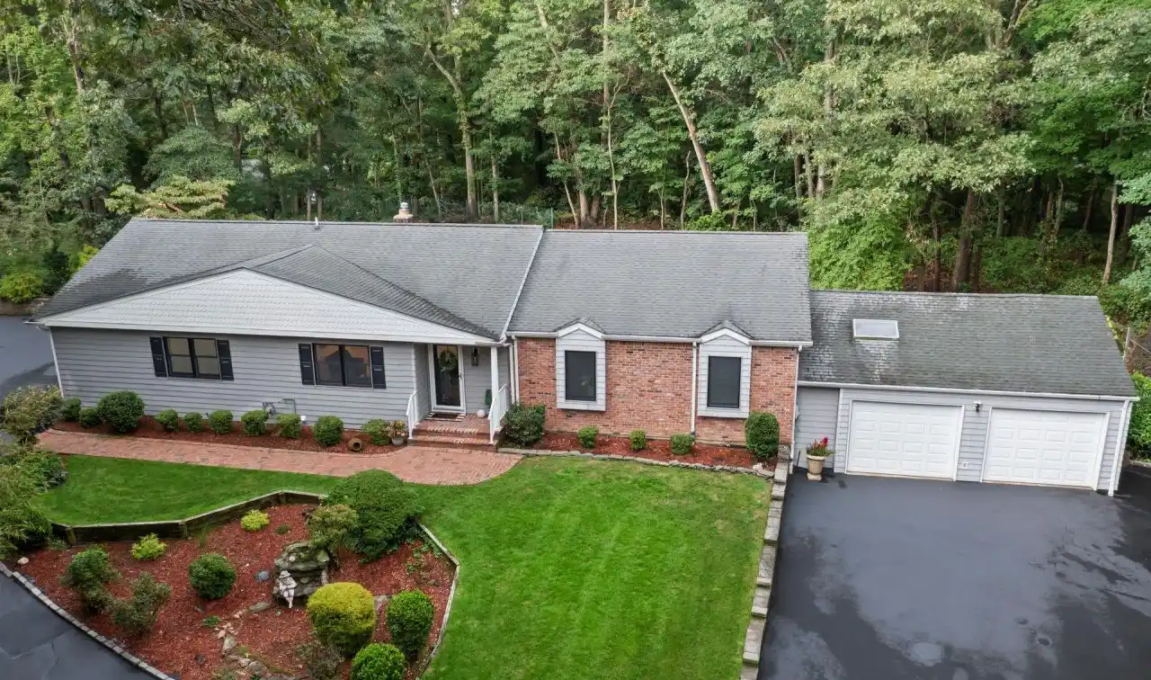 Newly Renovated Modern Ranch on over an Acre