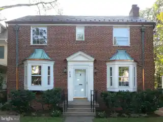 Traditional Colonial Home in Cleveland Park